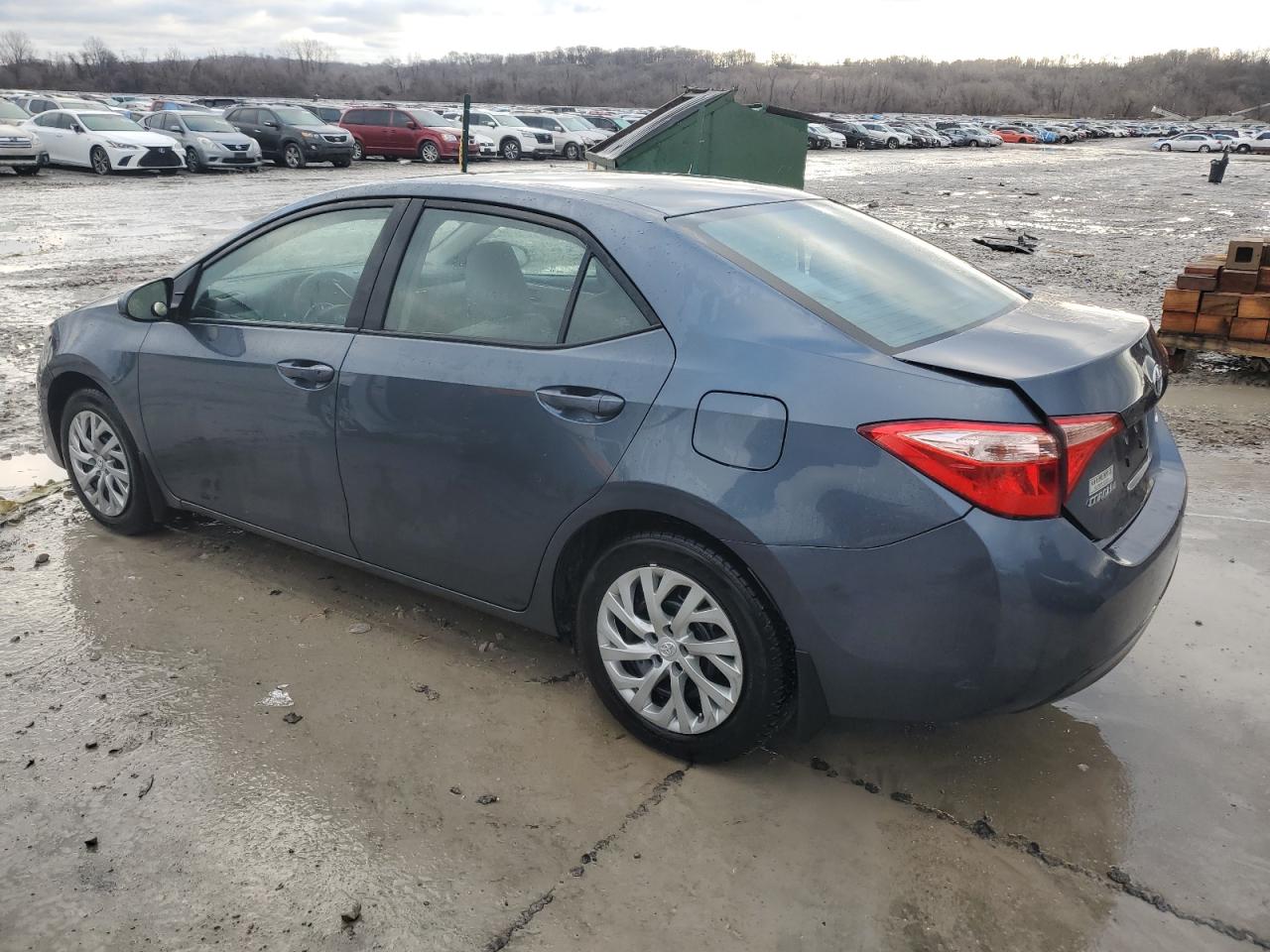 2018 Toyota Corolla - Image 2