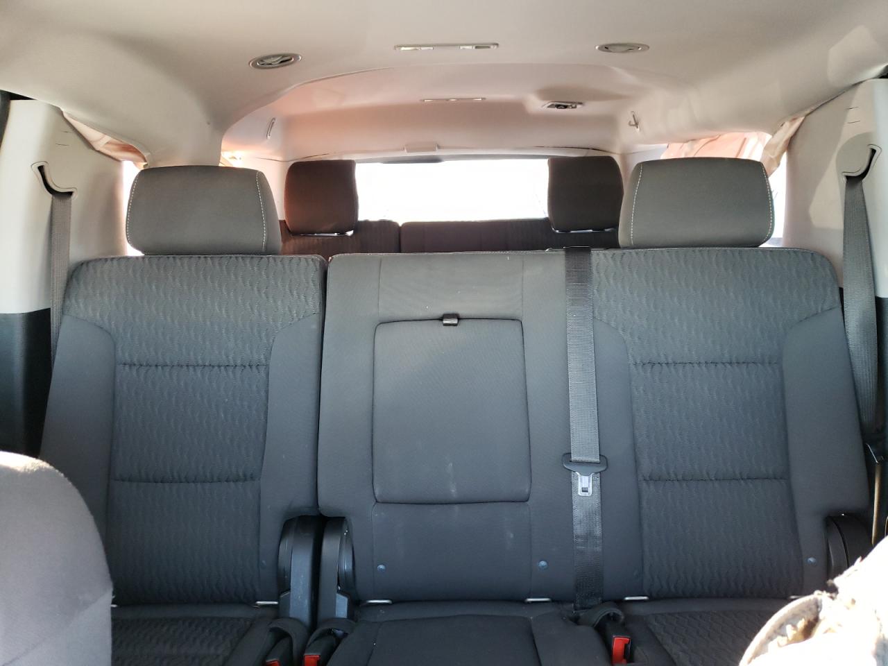 2020 Chevrolet Suburban - Image 10