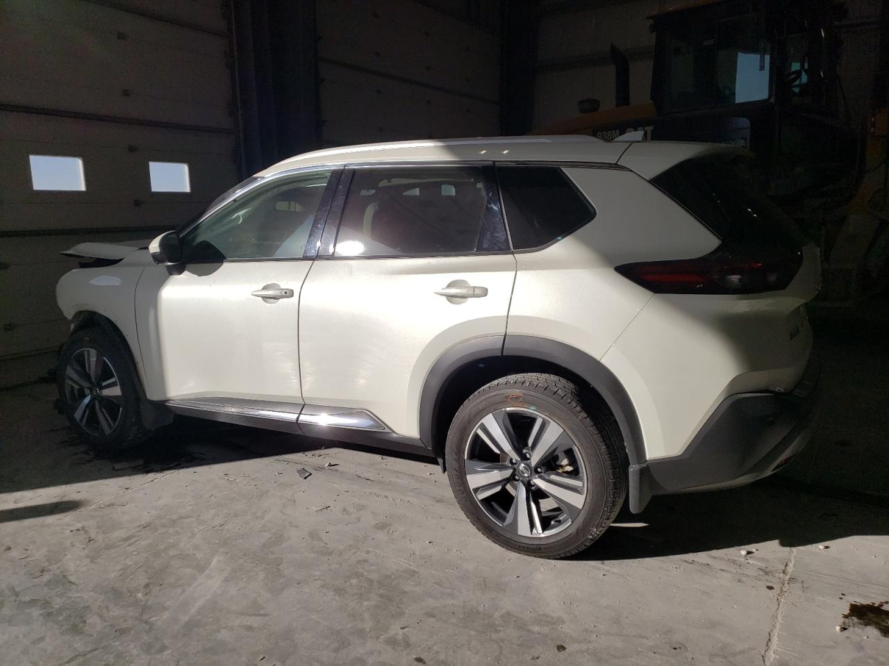 2021 Nissan Rogue - Image 2