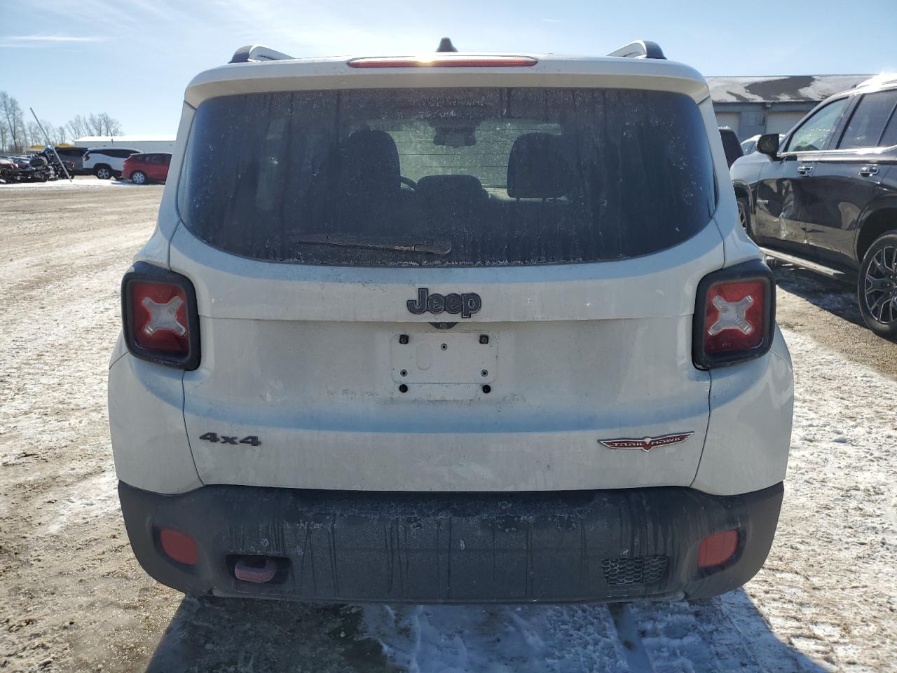 2017 Jeep Renegade - Image 6