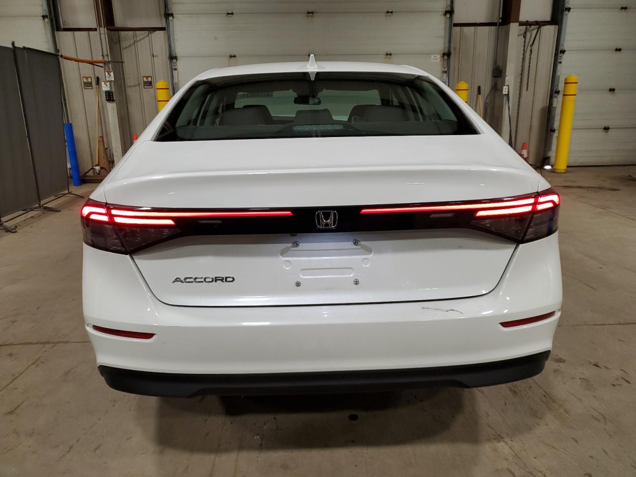 2023 Honda Accord - Image 6