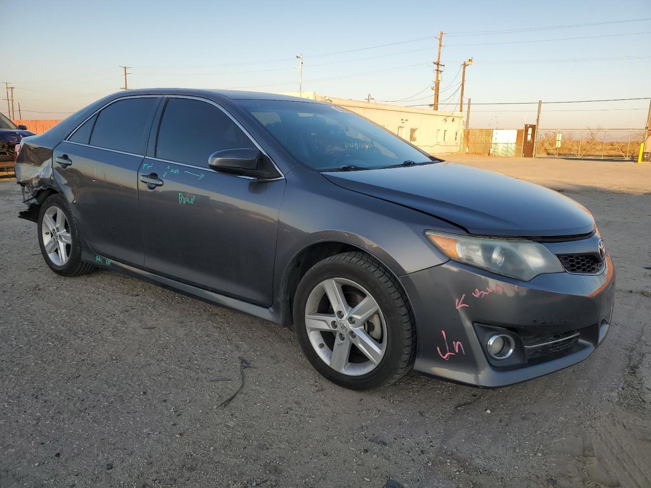 2014 Toyota Camry - Image 4