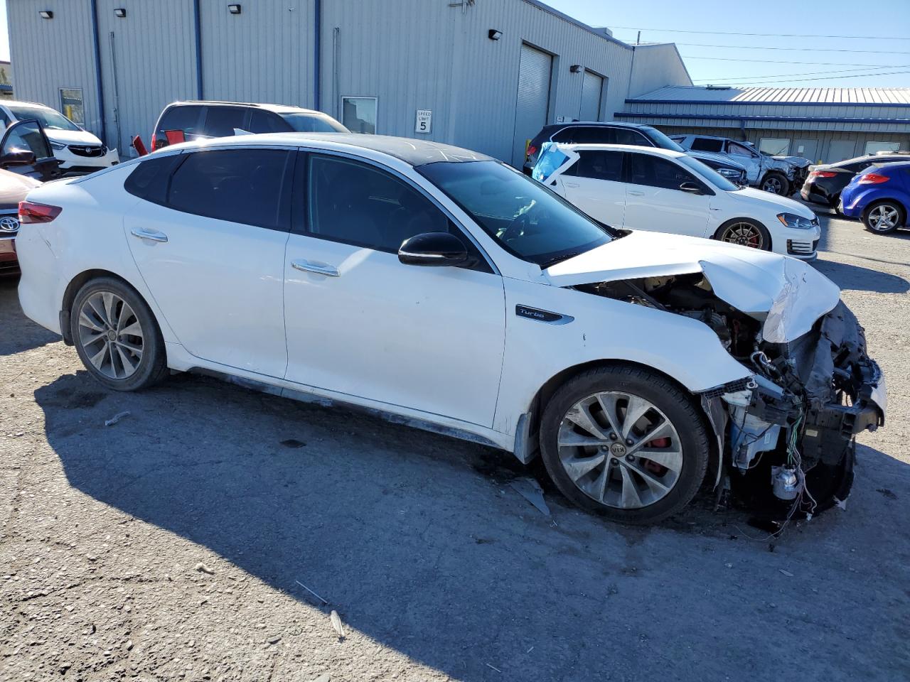 2017 Kia Optima - Image 4