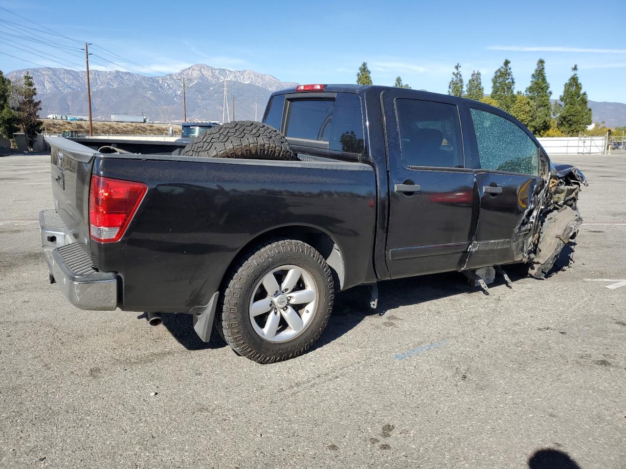 VIN 1N6AA0ED3DN302739 2013 NISSAN TITAN no.3