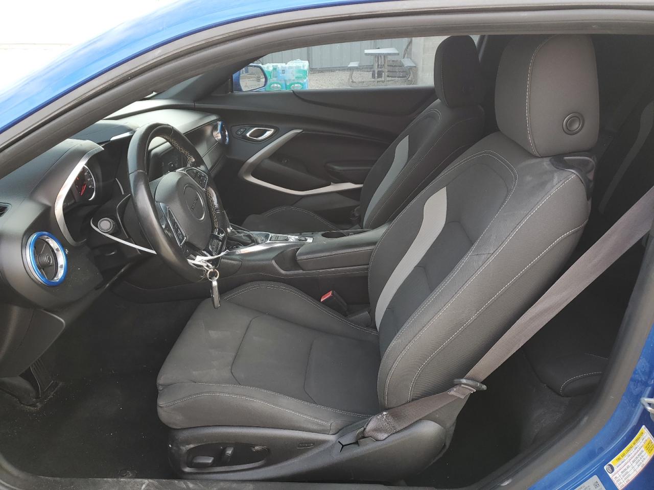 2017 Chevrolet Camaro - Image 7