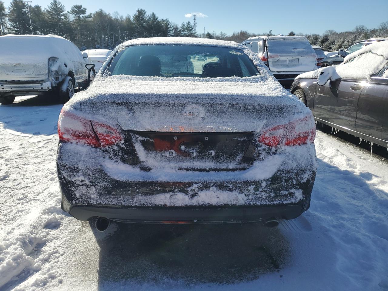 2016 Nissan Altima - Image 6