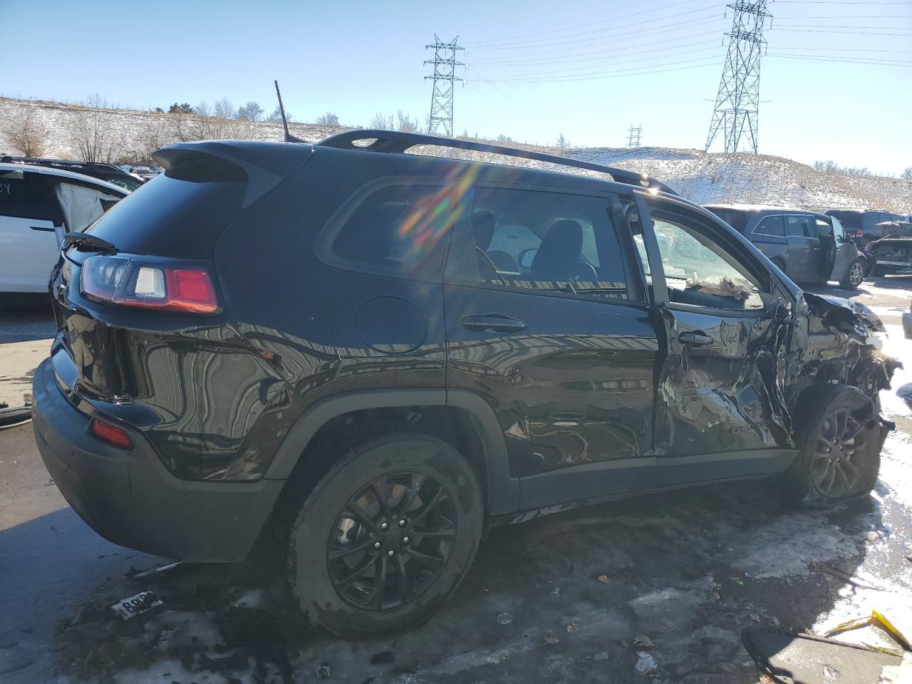 2023 Jeep Cherokee - Image 3