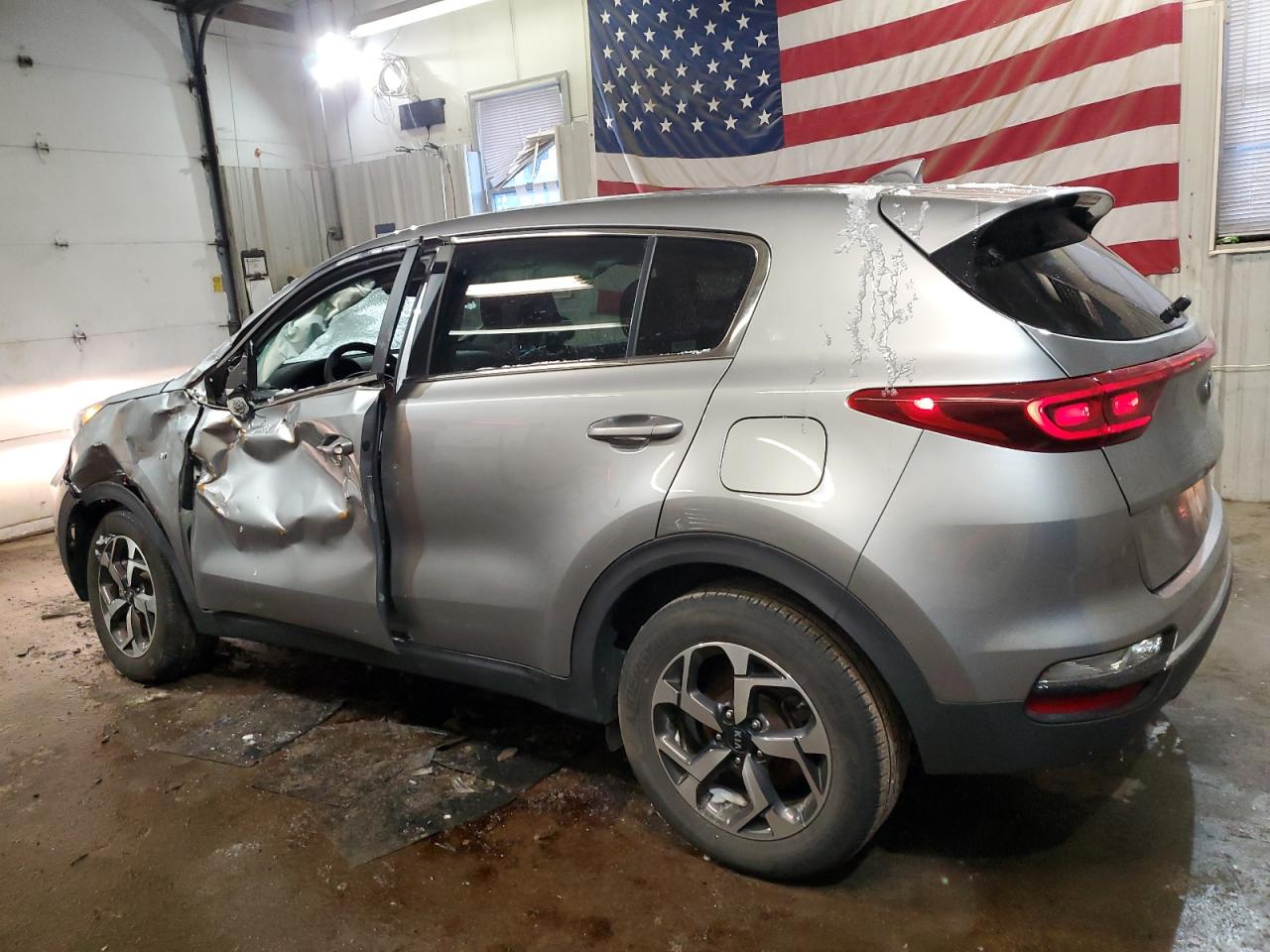 2021 Kia Sportage - Image 2