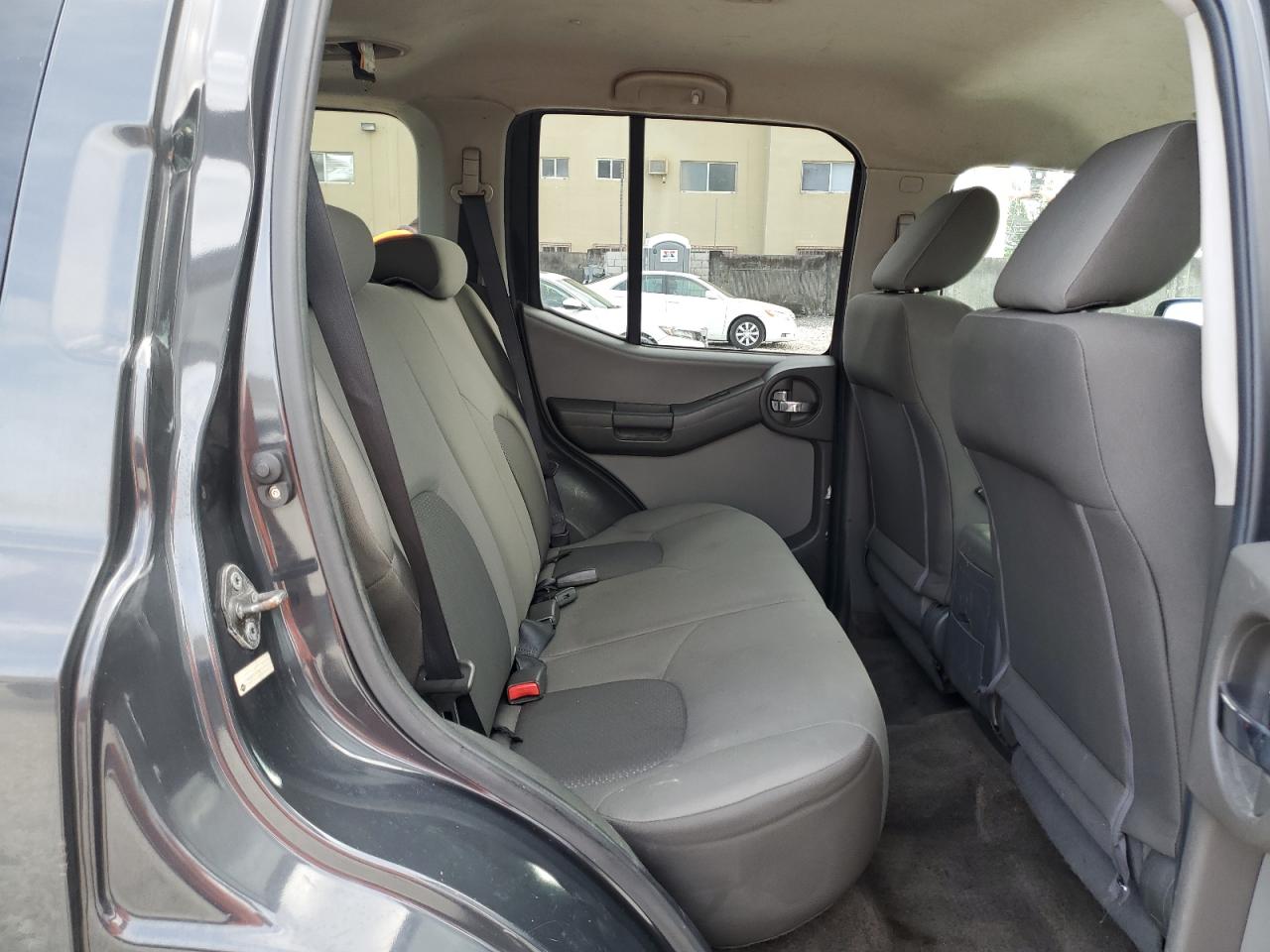 2010 Nissan XTerra - Image 11