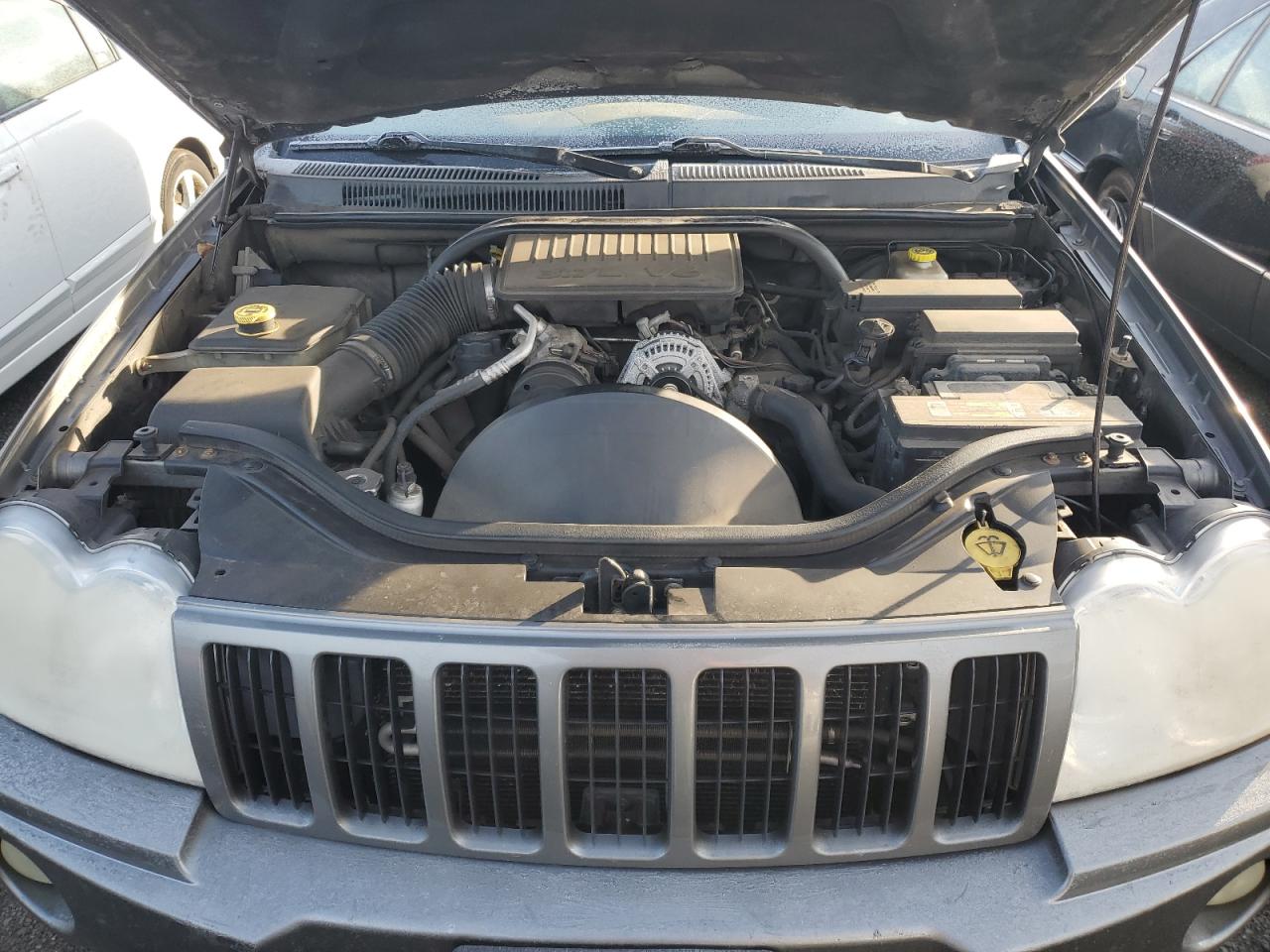 2007 Jeep Grand Cherokee - Image 12