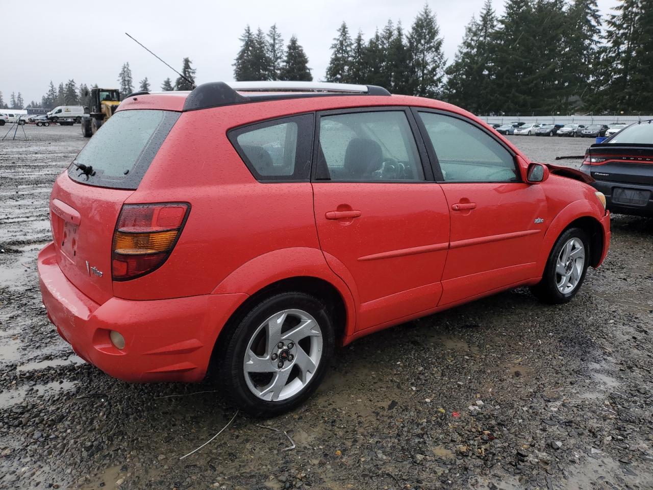 2005 Pontiac Vibe - Image 3