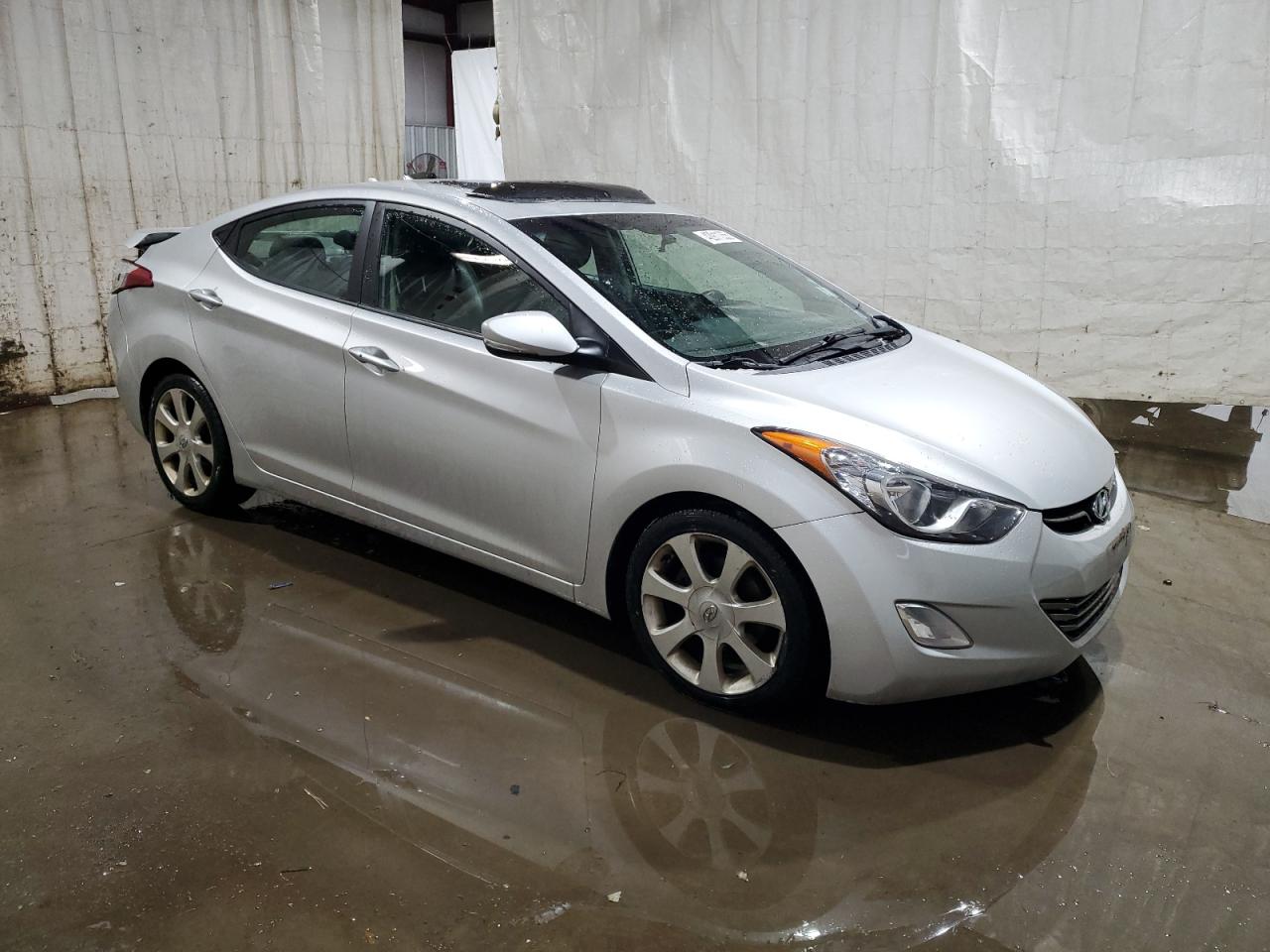 2012 Hyundai Elantra - Image 4