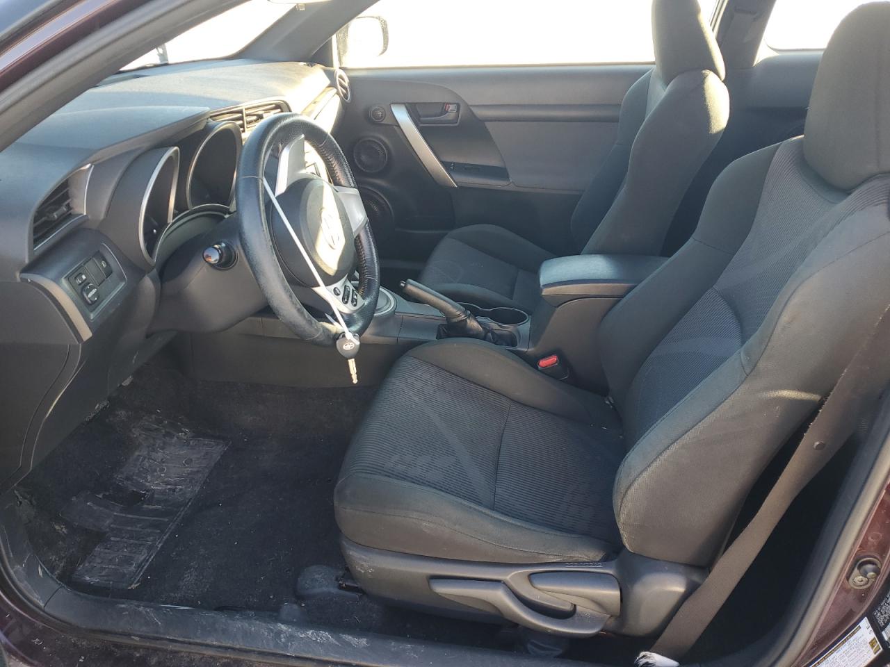 2011 Toyota tC - Image 7