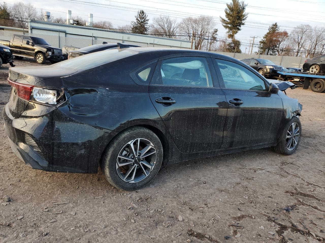 2024 Kia Forte - Image 3