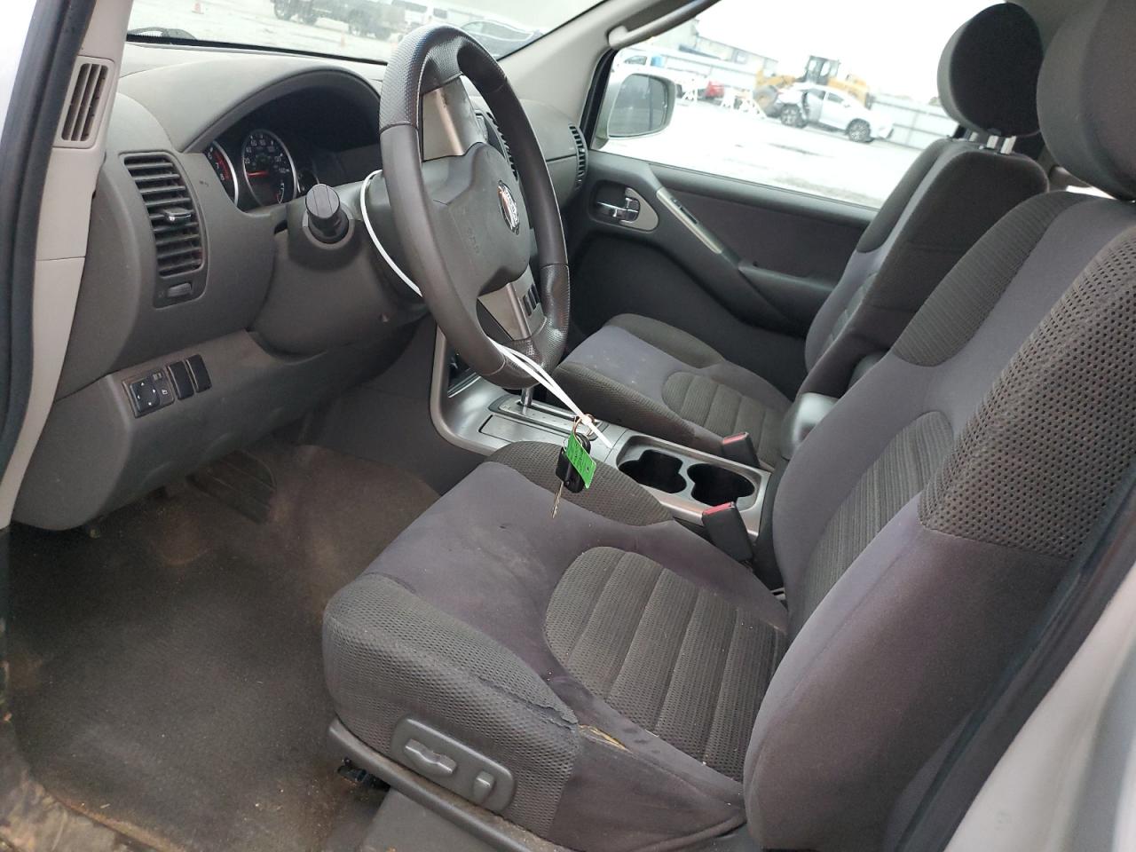 2005 Nissan Pathfinder - Image 7