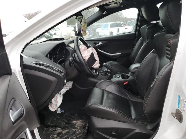  FORD FOCUS 2013 Белый