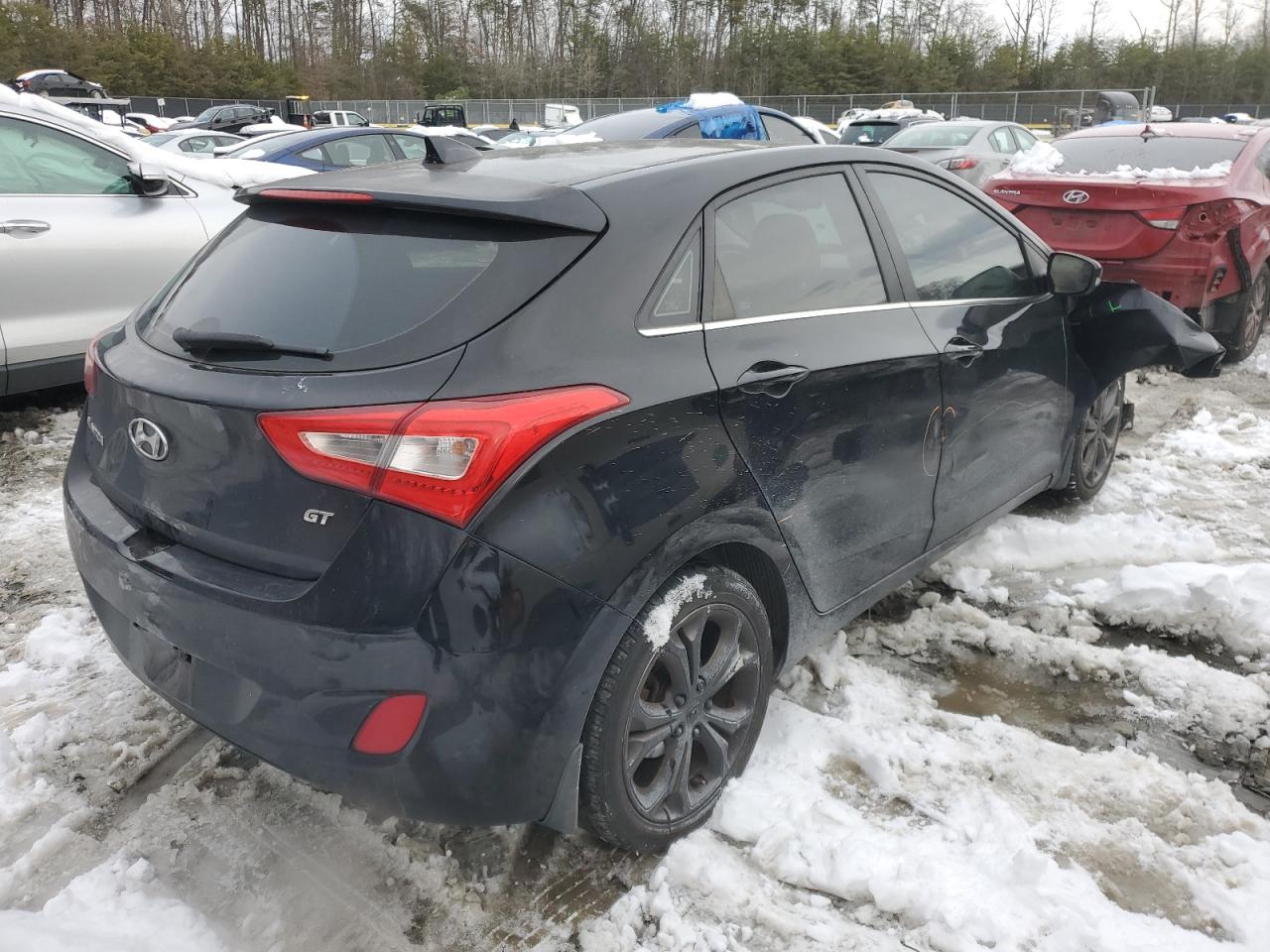 2014 Hyundai Elantra - Image 3