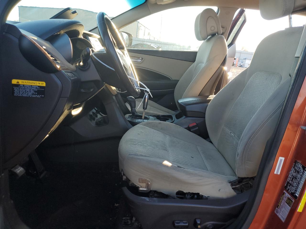 2014 Hyundai Santa Fe - Image 7