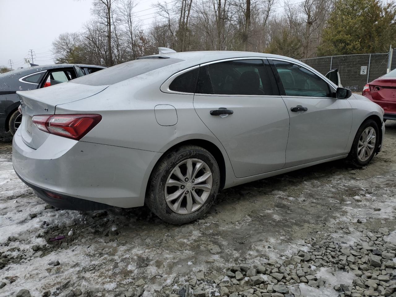 2020 Chevrolet Malibu - Image 3