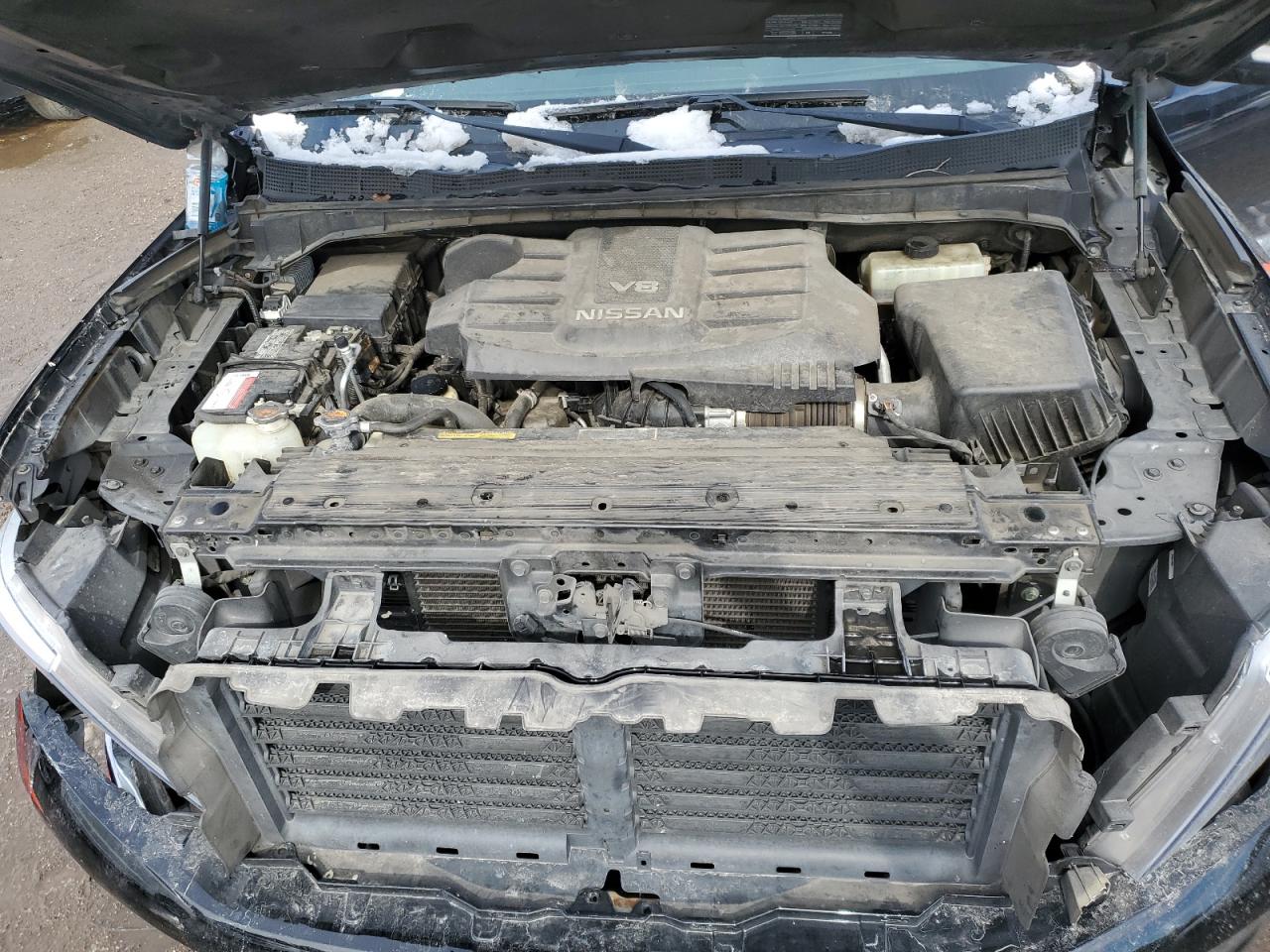 2019 Nissan Titan - Image 12