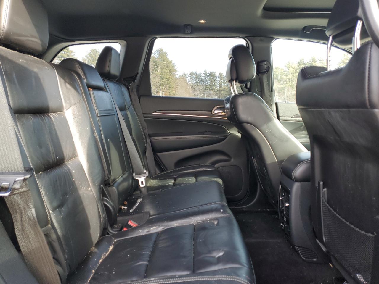 2016 Jeep Grand Cherokee - Image 11