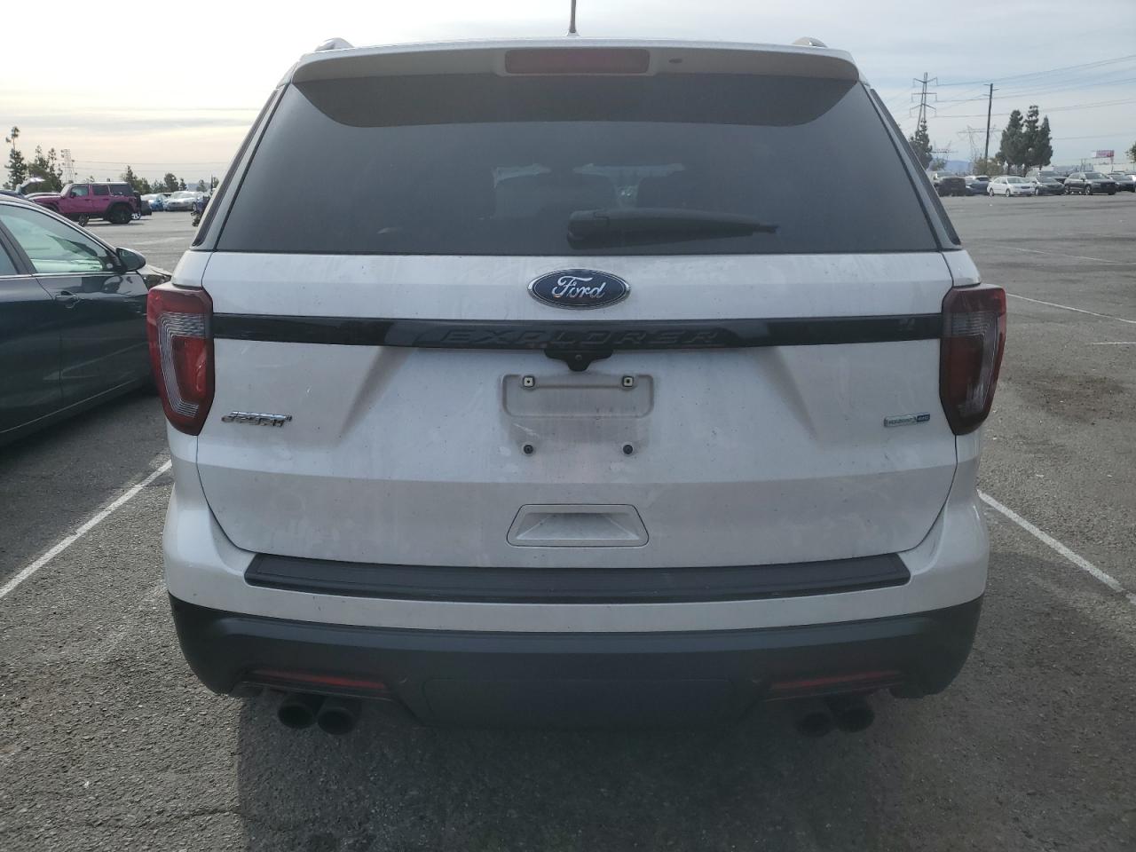 2018 Ford Explorer - Image 6