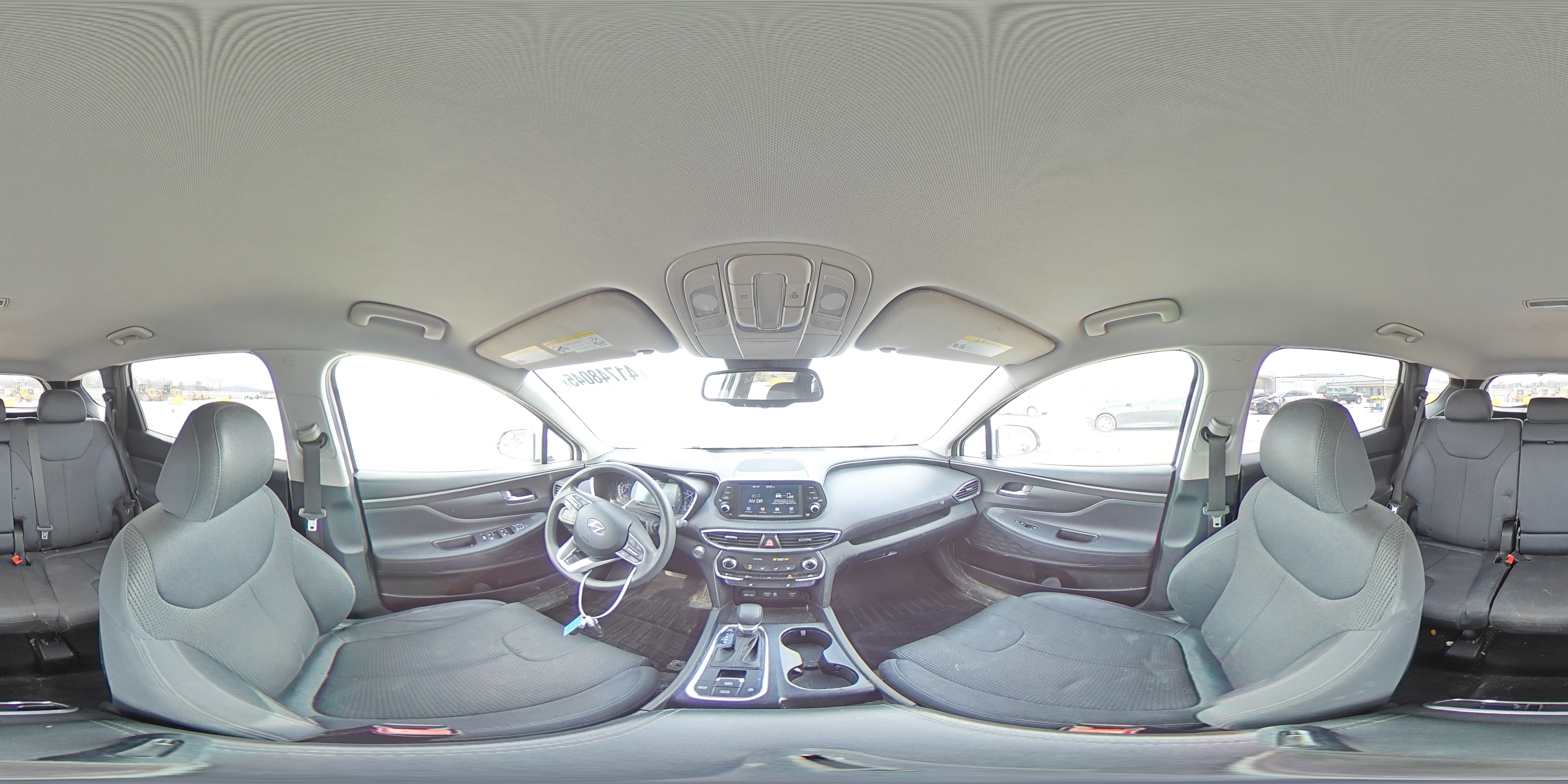 2019 Hyundai Santa Fe - Image 13