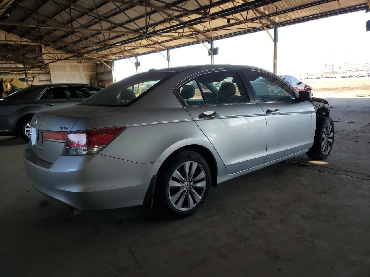 2011 Honda Accord - Image 3