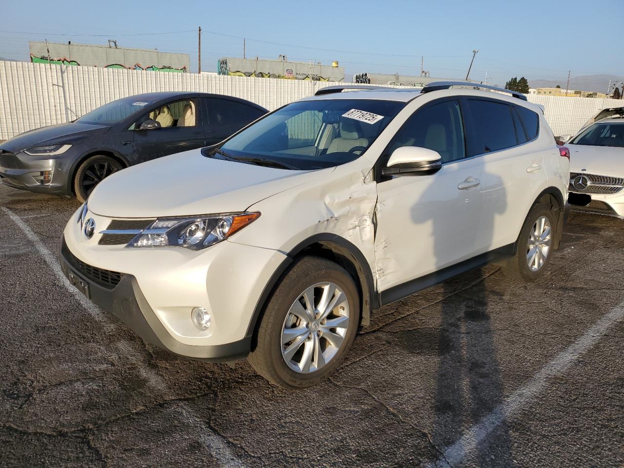 VIN JTMYFREV6DD023386 2013 TOYOTA RAV4 no.1