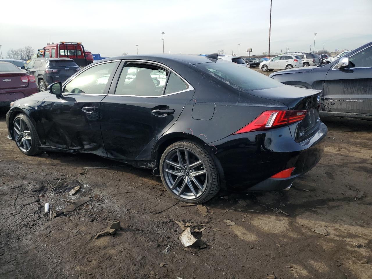 2016 Lexus IS - Image 2