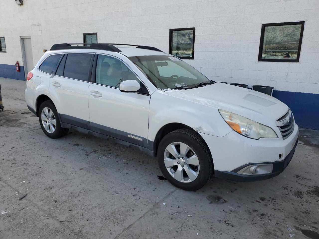 2012 Subaru Outback - Image 4