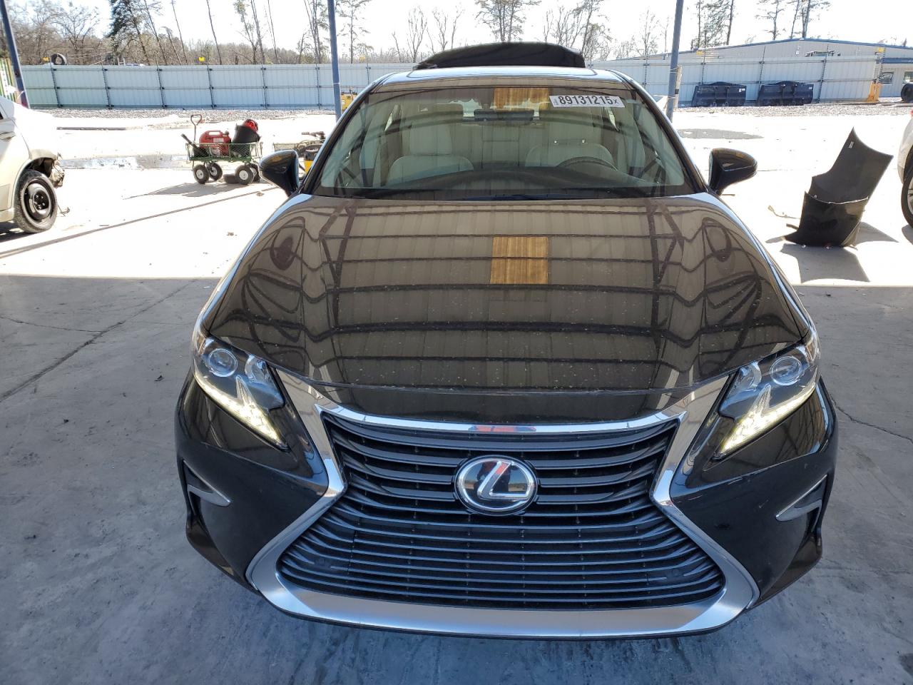 2016 Lexus ES - Image 5
