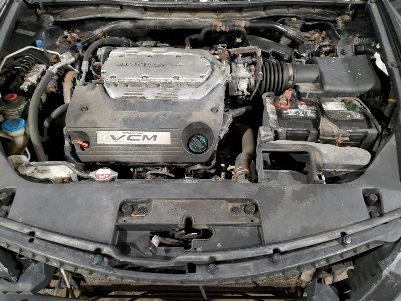 2009 Honda Accord - Image 11