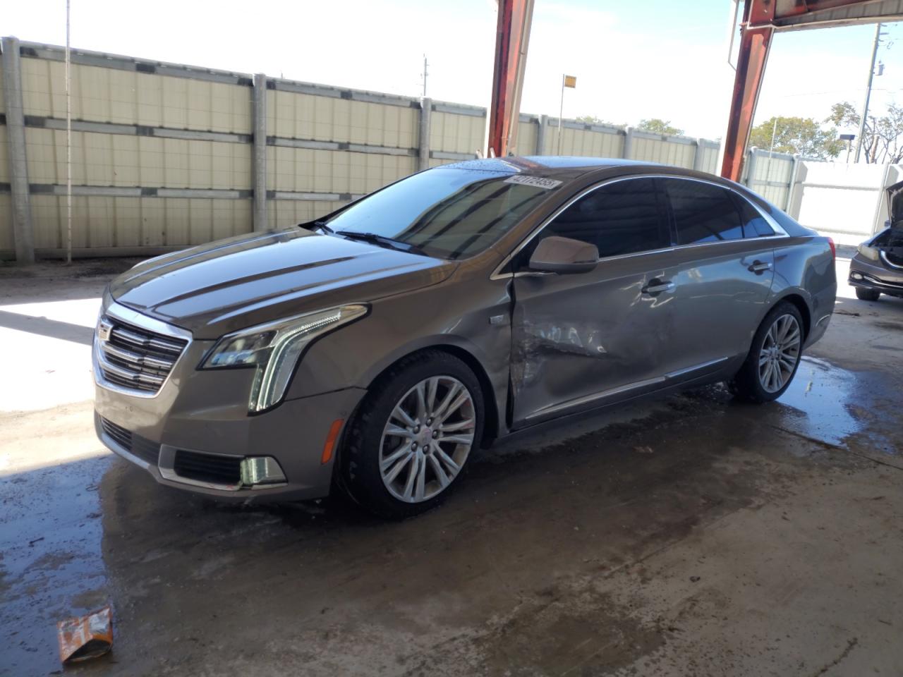 2018 Cadillac XTS - Image 1
