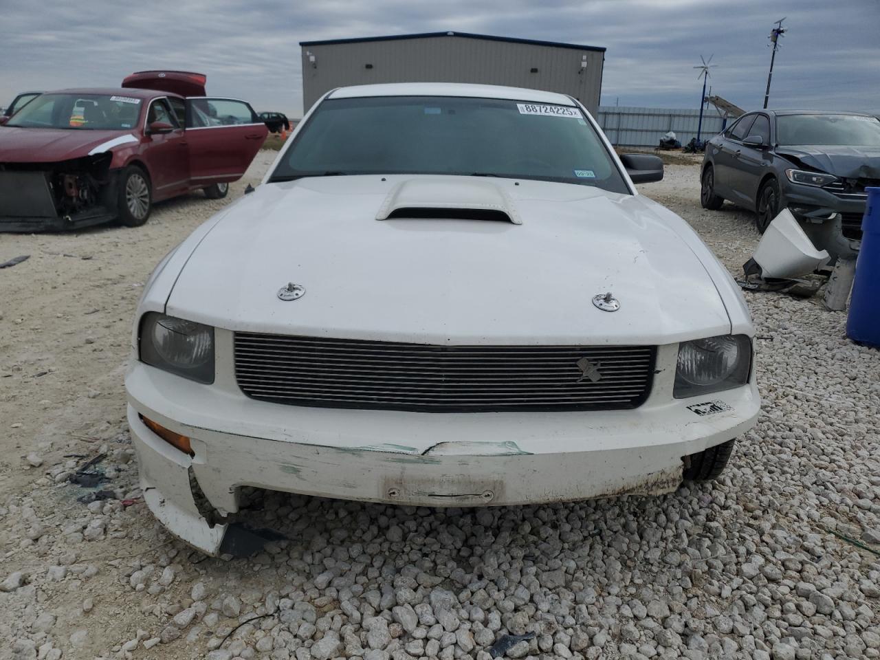 2007 Ford Mustang - Image 5