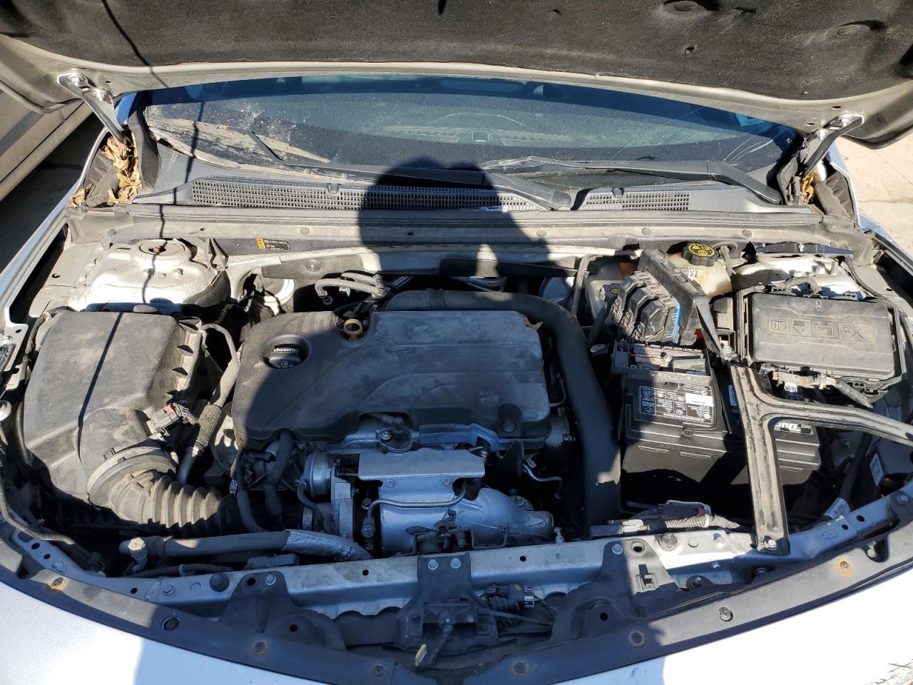 2017 Chevrolet Malibu - Image 11