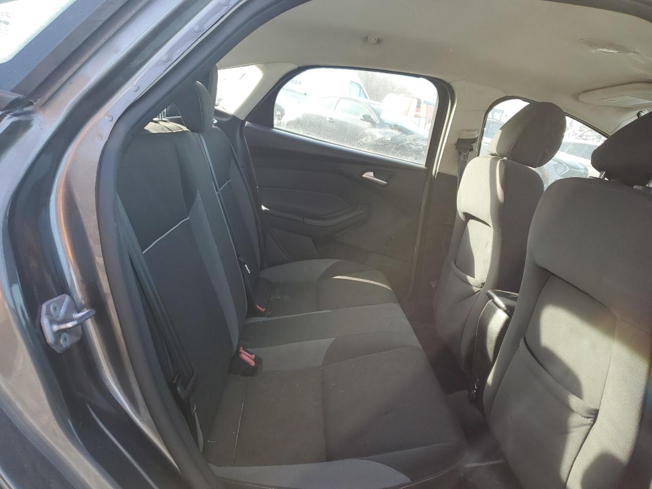 2014 Ford Focus - Image 11