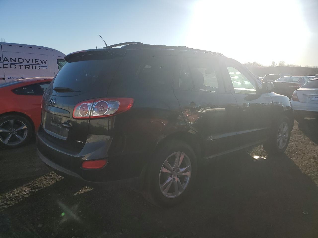 2012 Hyundai Santa Fe - Image 3