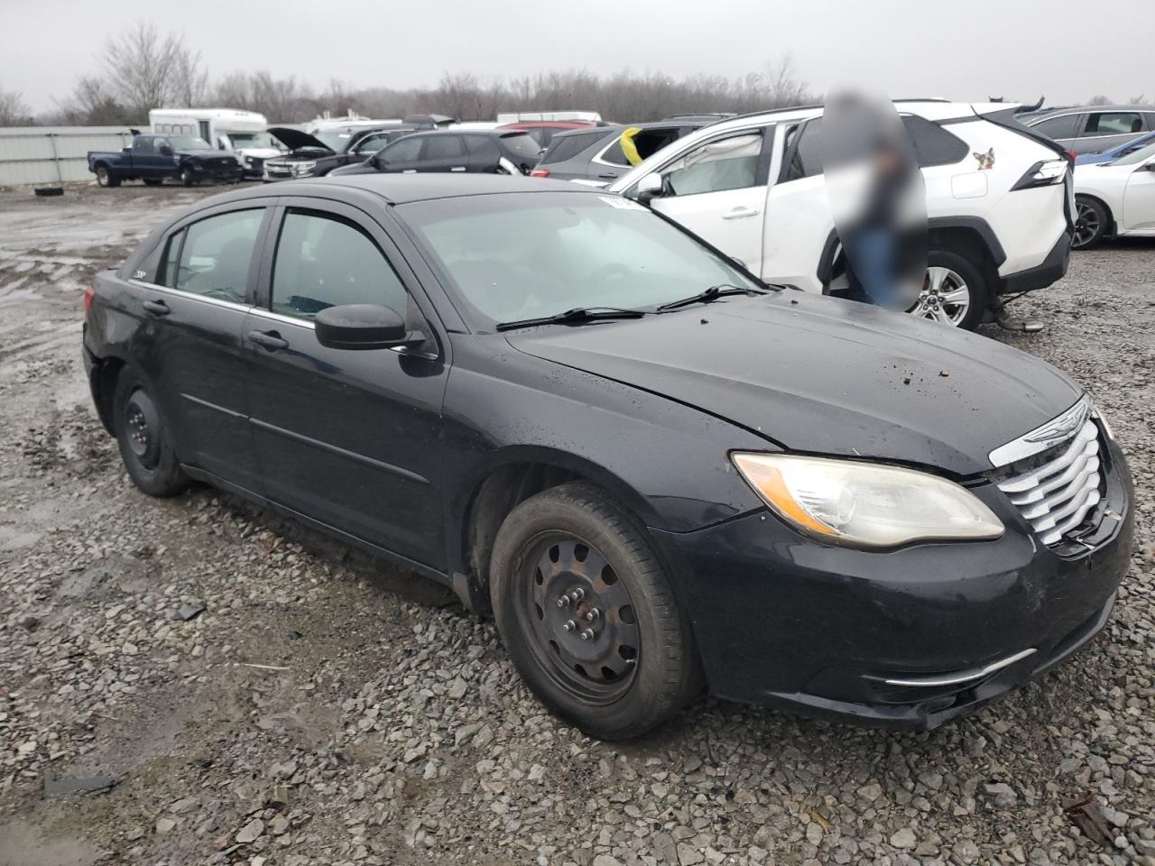 2012 Chrysler 200 - Image 4