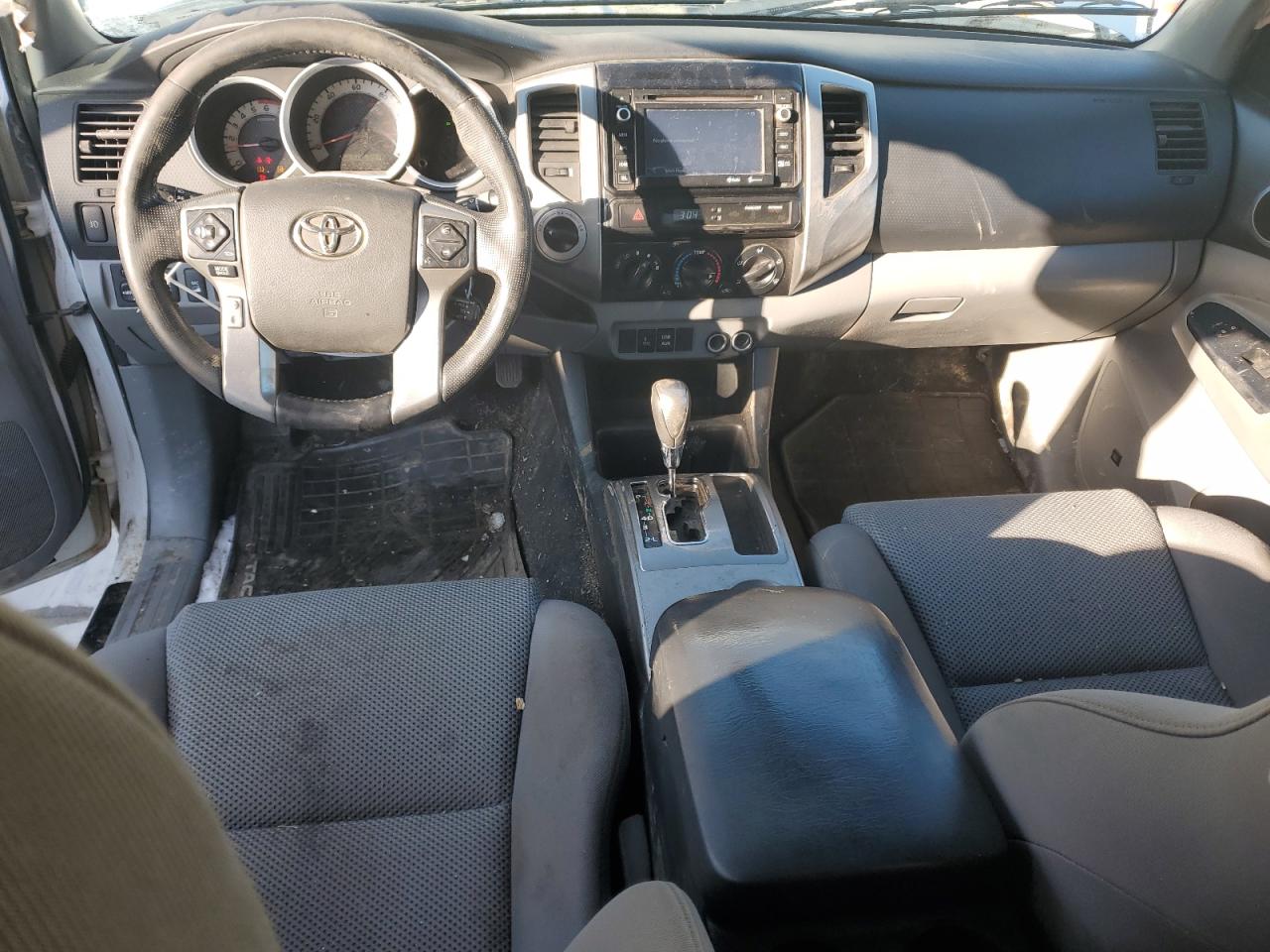 2014 Toyota Tacoma - Image 8