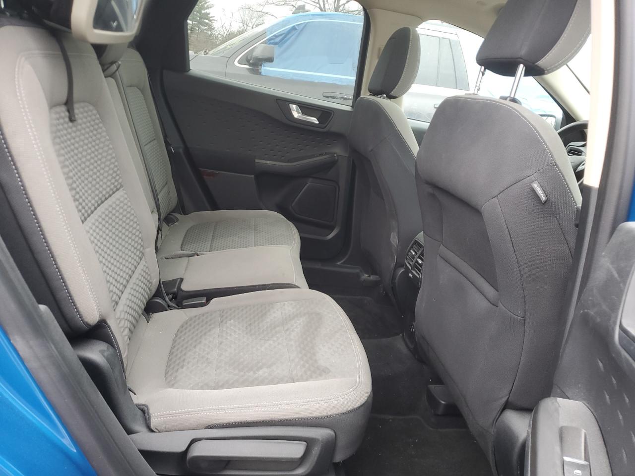 2020 Ford Escape - Image 11