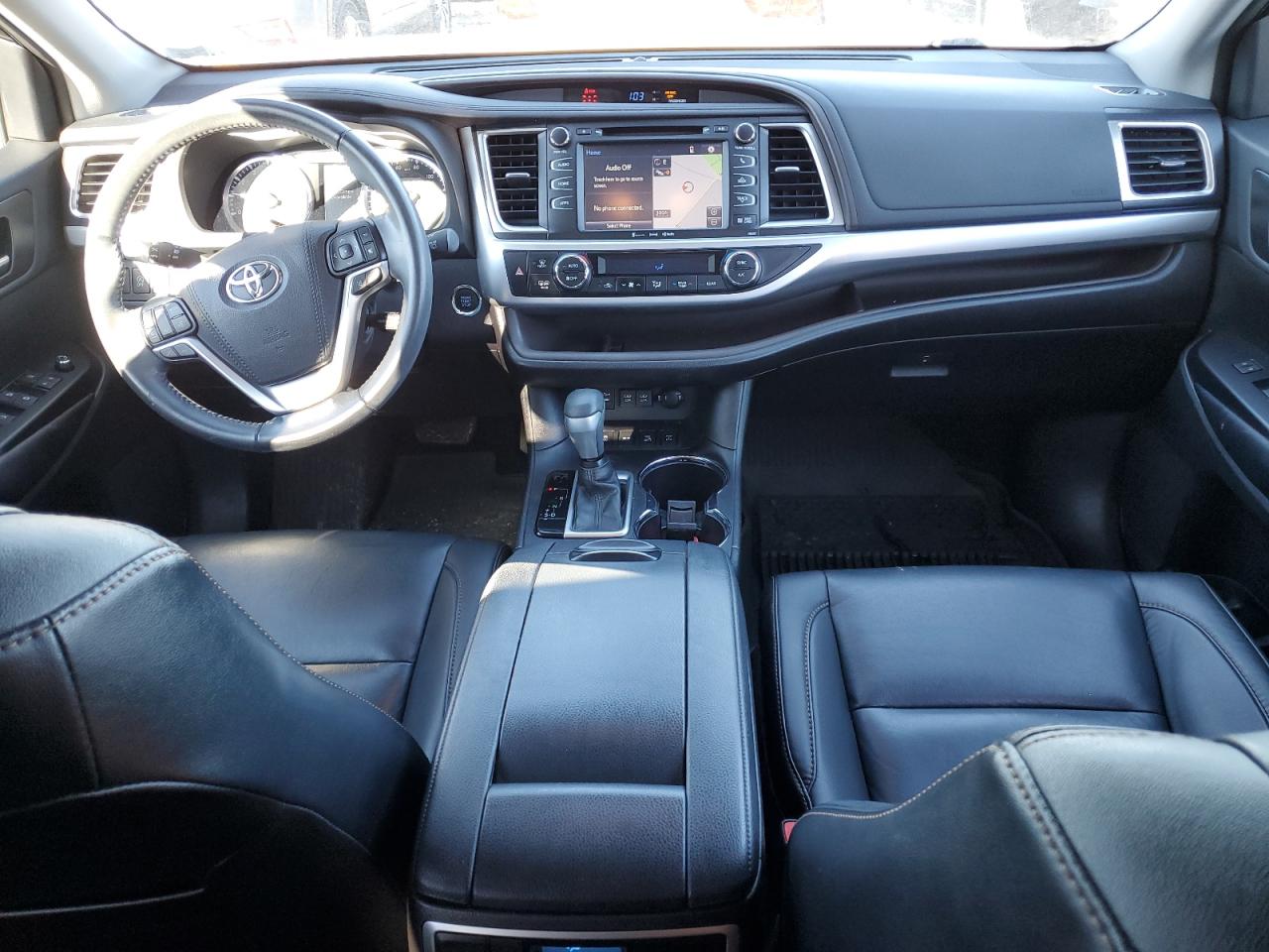 2019 Toyota Highlander - Image 8