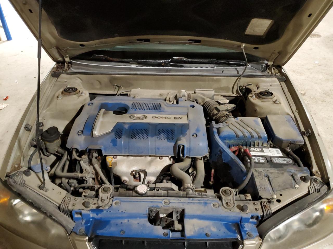 2005 Hyundai Elantra - Image 12
