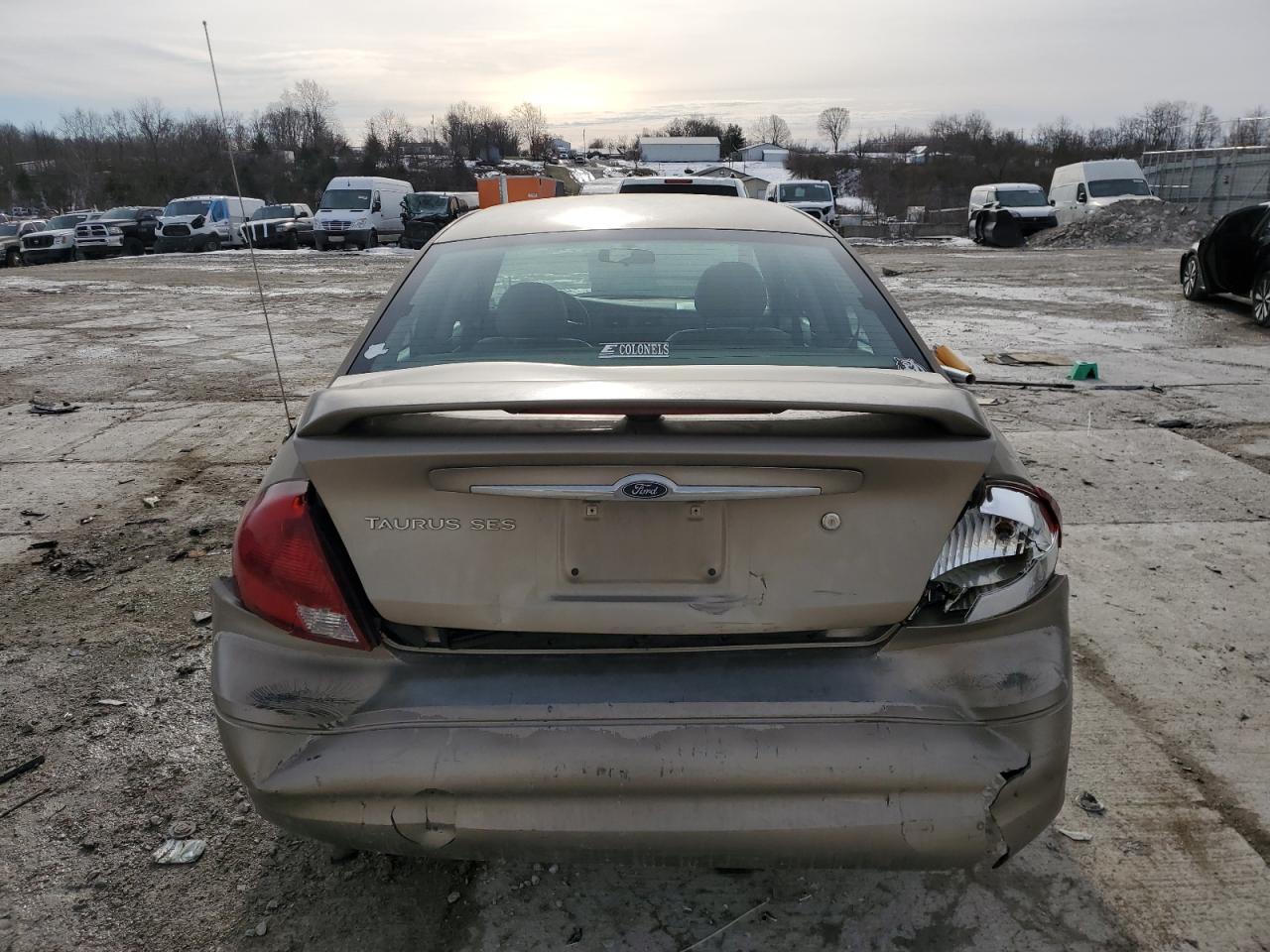 2003 Ford Taurus - Image 6