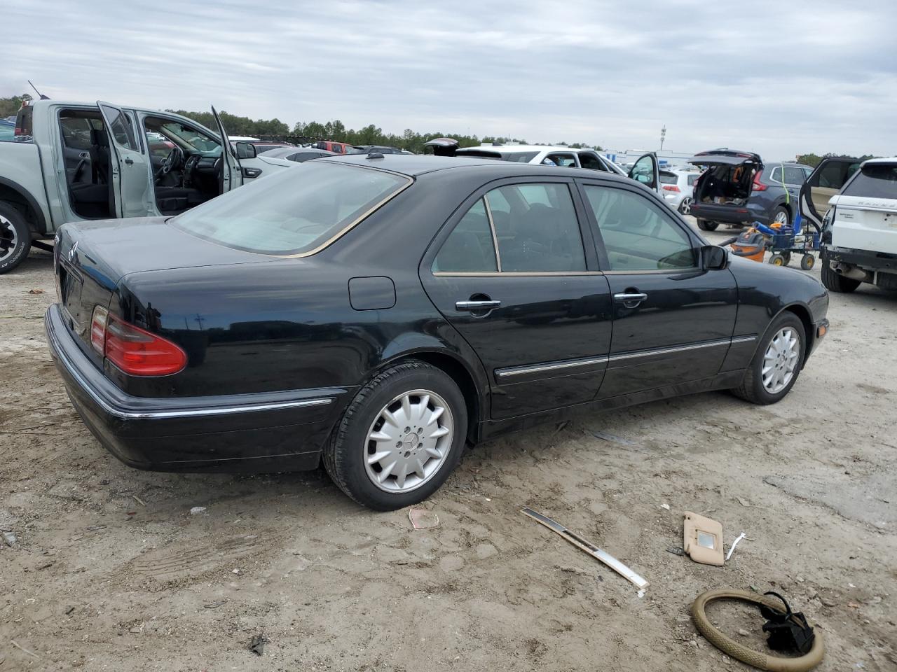 2000 Mercedes-Benz E-klasse - Image 3