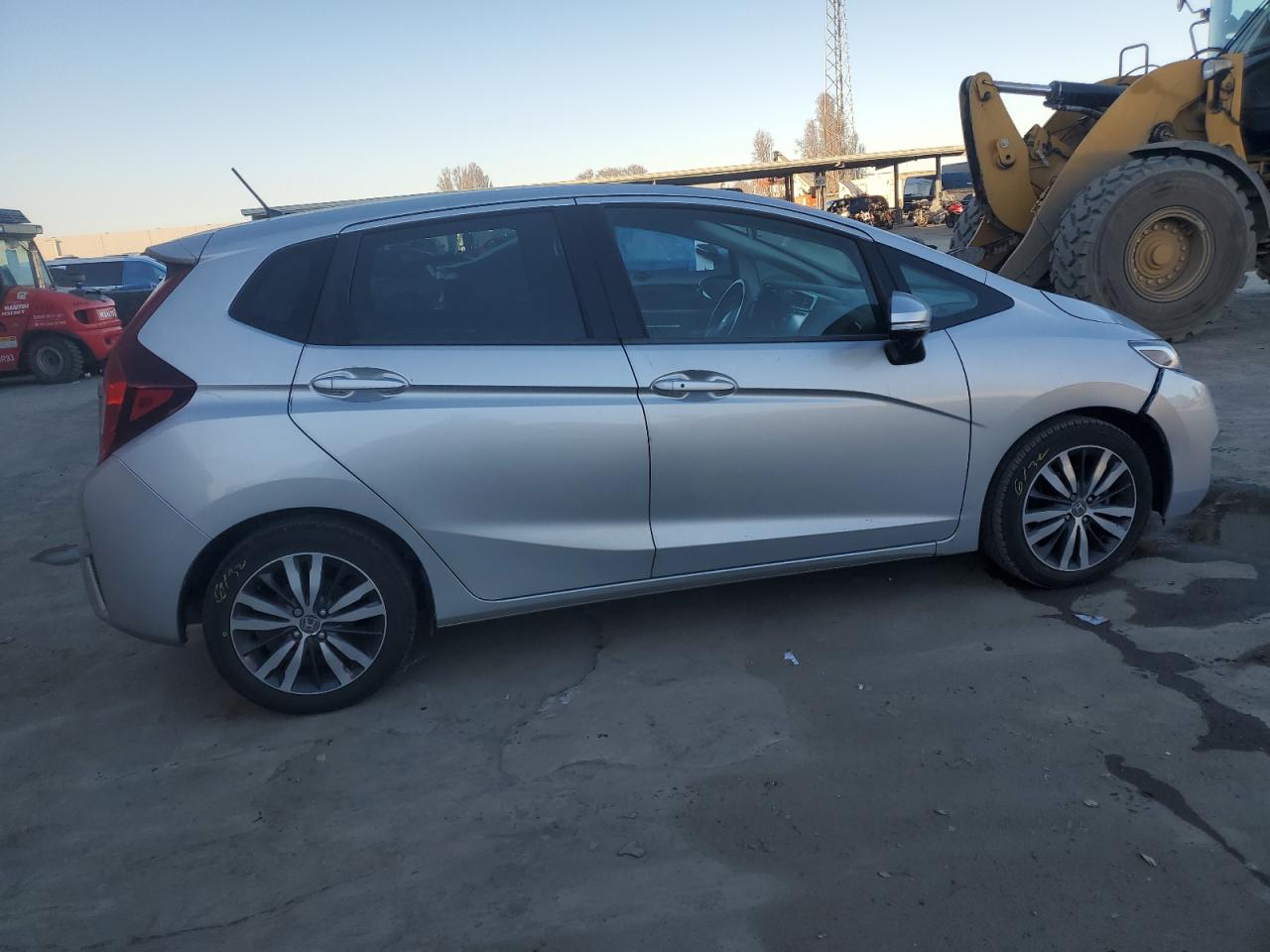 VIN 3HGGK5H80FM760162 2015 HONDA FIT no.3