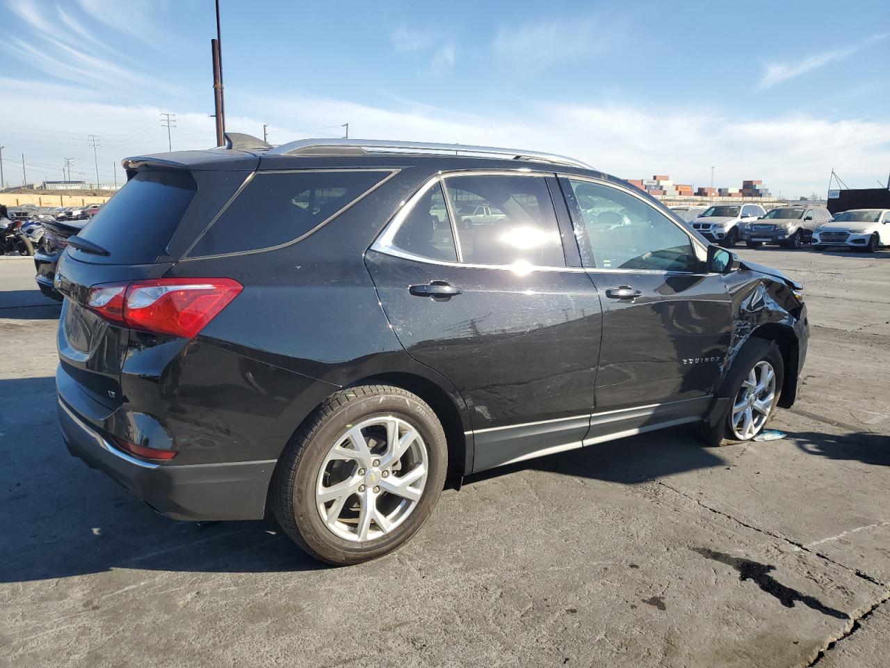 2020 Chevrolet Equinox - Image 3