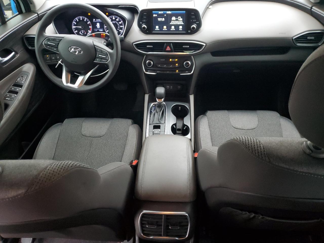 2019 Hyundai Santa Fe - Image 8