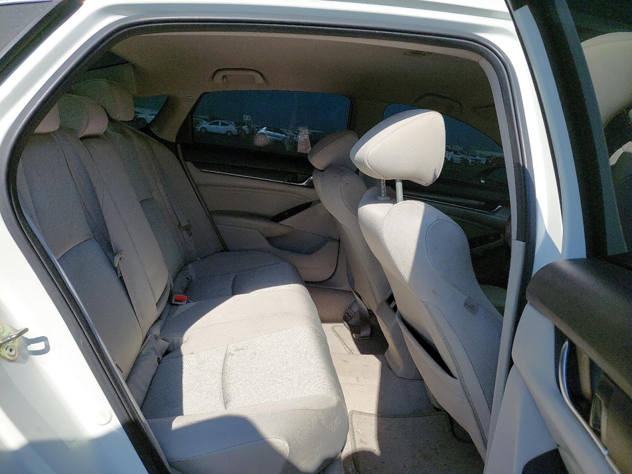 1HGCV1619JA607595 - 2018 Honda Accord - #undefined