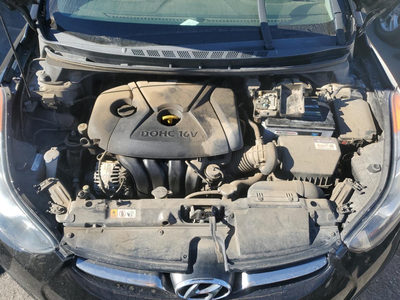 2013 Hyundai Elantra - Image 11